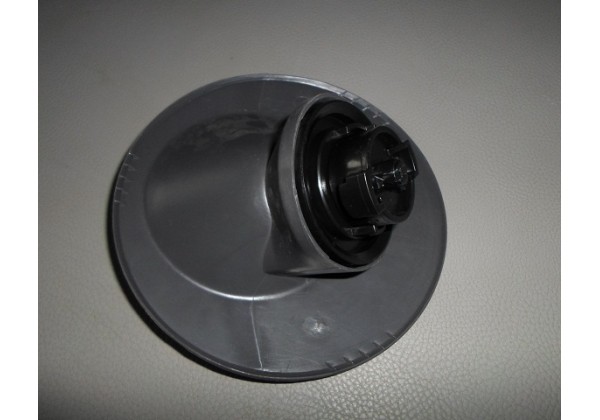 Кришка бака Renault Kangoo